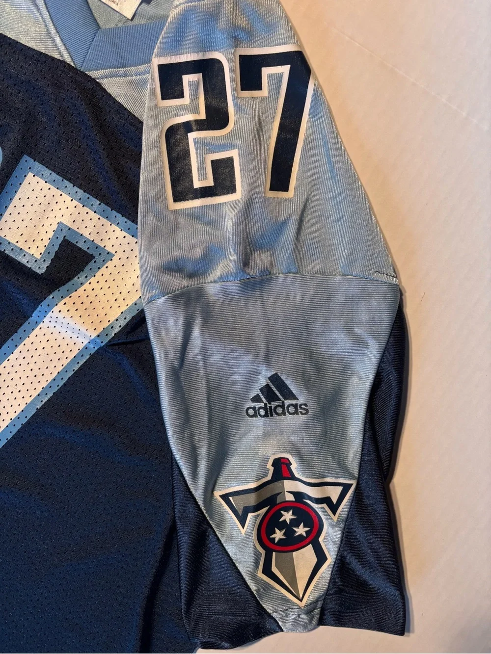 Vtg Adidas Tennessee Titans Eddie George #27 NFL Jersey Youth XL Adult Medium